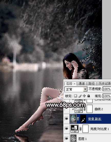 Photoshop调出暗调古典冷褐色水边的美女图片